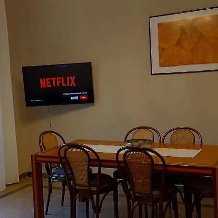 Appartamento Via Gramsci - Free Gated Parking - 5 Minutes From Center